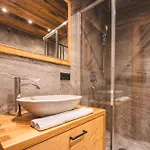 Luxury - Alpine Essence Apartamento *