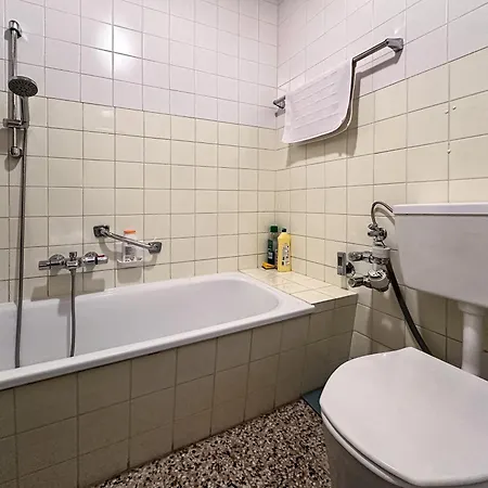 شقة Luxury - Alpine Essence