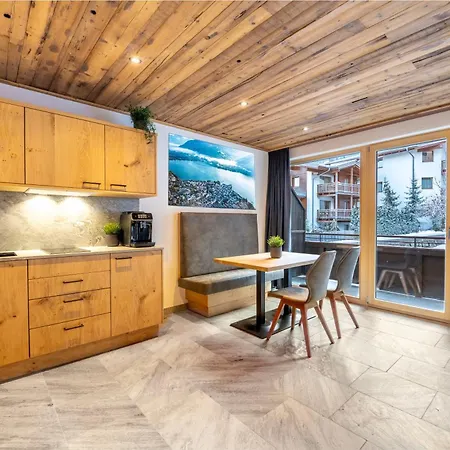 Luxury - Alpine Essence