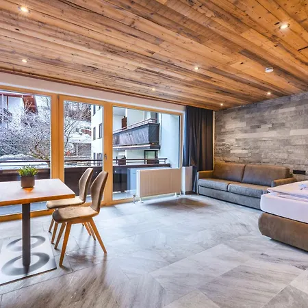 Luxury - Alpine Essence *