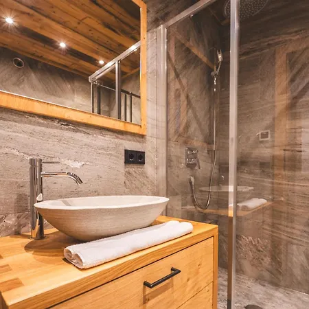 Luxury - Alpine Essence Apartment *