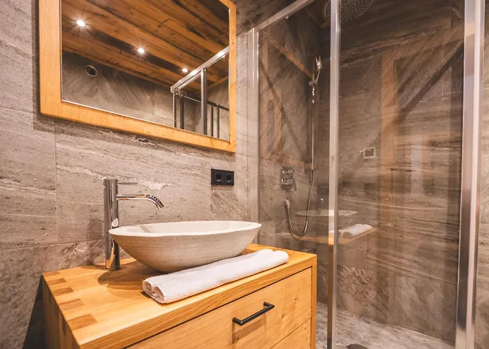 Luxury - Alpine Essence Apartment *
